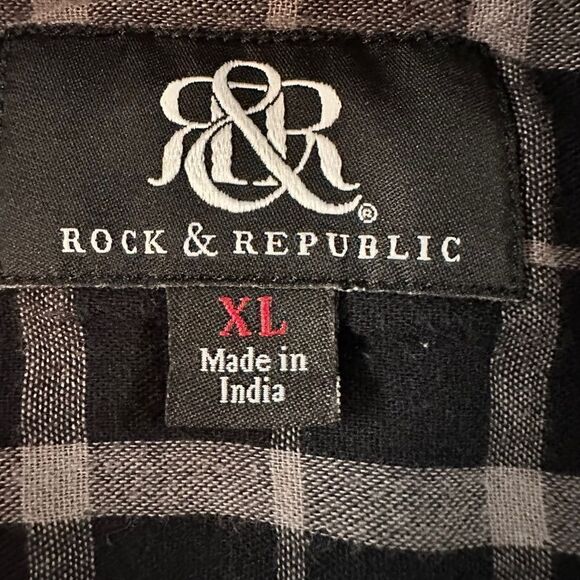 Rock & Republic ~ Long Sleeved Plaid Shirt with Hood ~ Button front ~ size XL - Picture 7 of 8